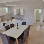Apartman Sea Side Nin