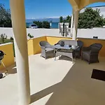 Sea Side Apartman *